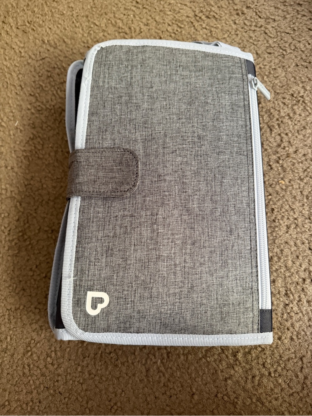Munchkin Gray and White Travel Diaper Changing Organizer